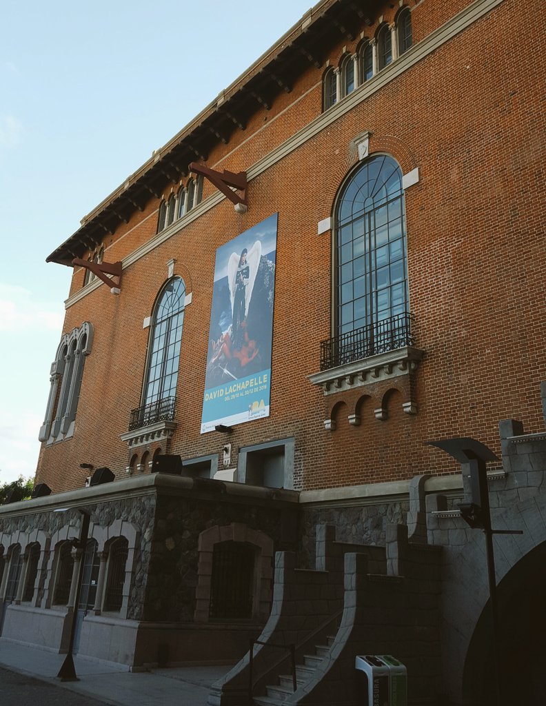 ricalauri's tweet image. Exposição de Lachappelle