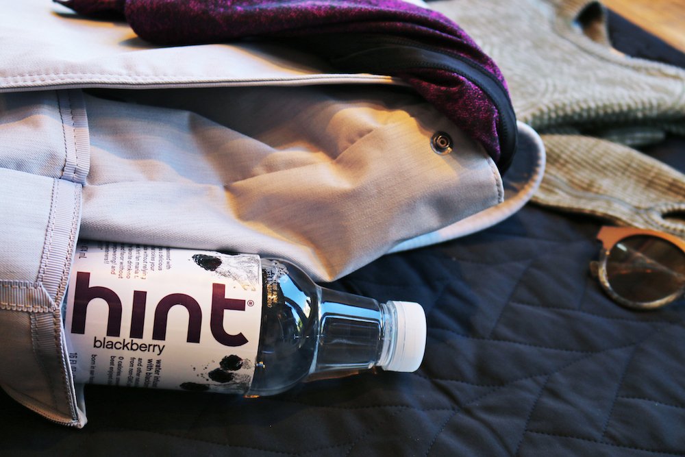 Soda will increase your cholesterol levels by up to 11% 😵 Follow Hint and learn why former soda-lovers love us! 😍