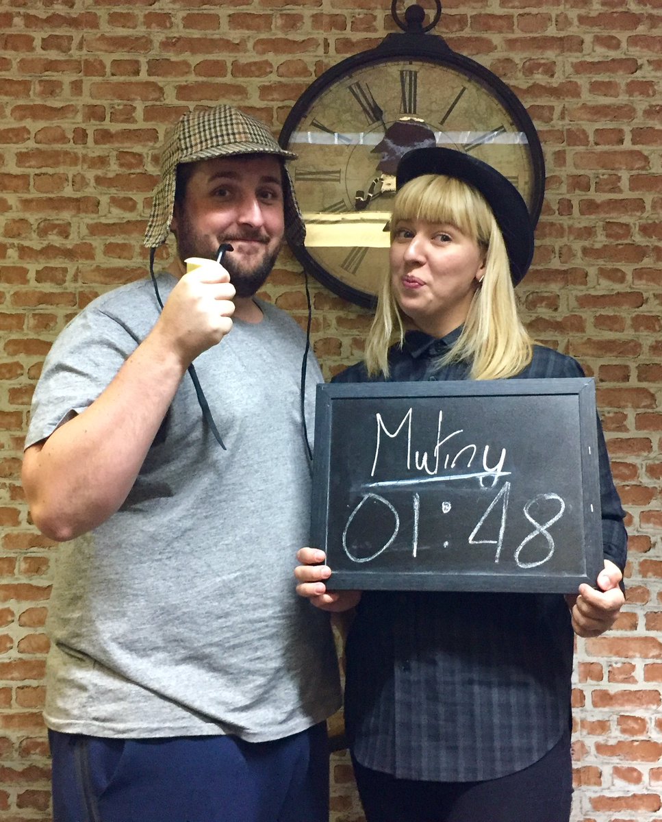 What a way to spend the day, cracking riddles and escaping rooms, hooray! 🕵🏽🔑⌛️#escaperooms #MidweekMadness #puzzles
