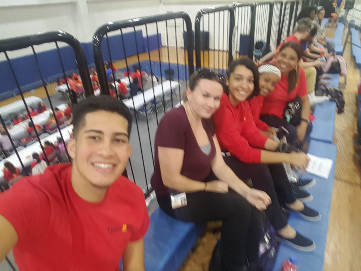 ESOLUHSTitans's tweet photo. #FBH #EmbryRiddle #UHSTitans https://t.co/qMuh3sM38j