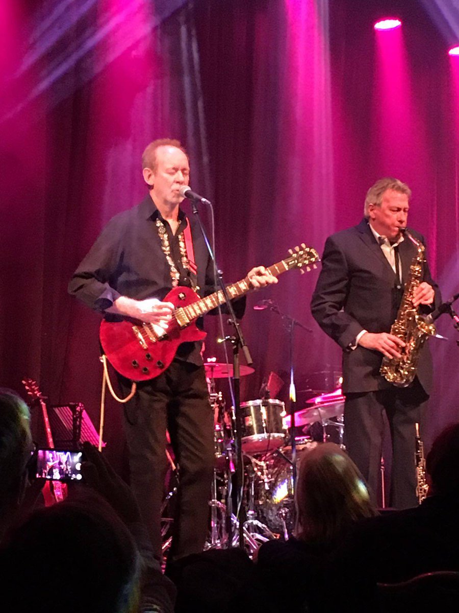 Pic from Monday's gig @ <a href="/HippodromeLDN/">Hippodrome Casino</a> for <a href="/ChildChangeCOL/">Children Change Colombia</a> Thanks everyone for a wonderful eve <a href="/oh_bernardo/">sonia bernardo</a> <a href="/yaronstavi/">Yaron Stavi</a> <a href="/roxysax/">andy mackay</a>