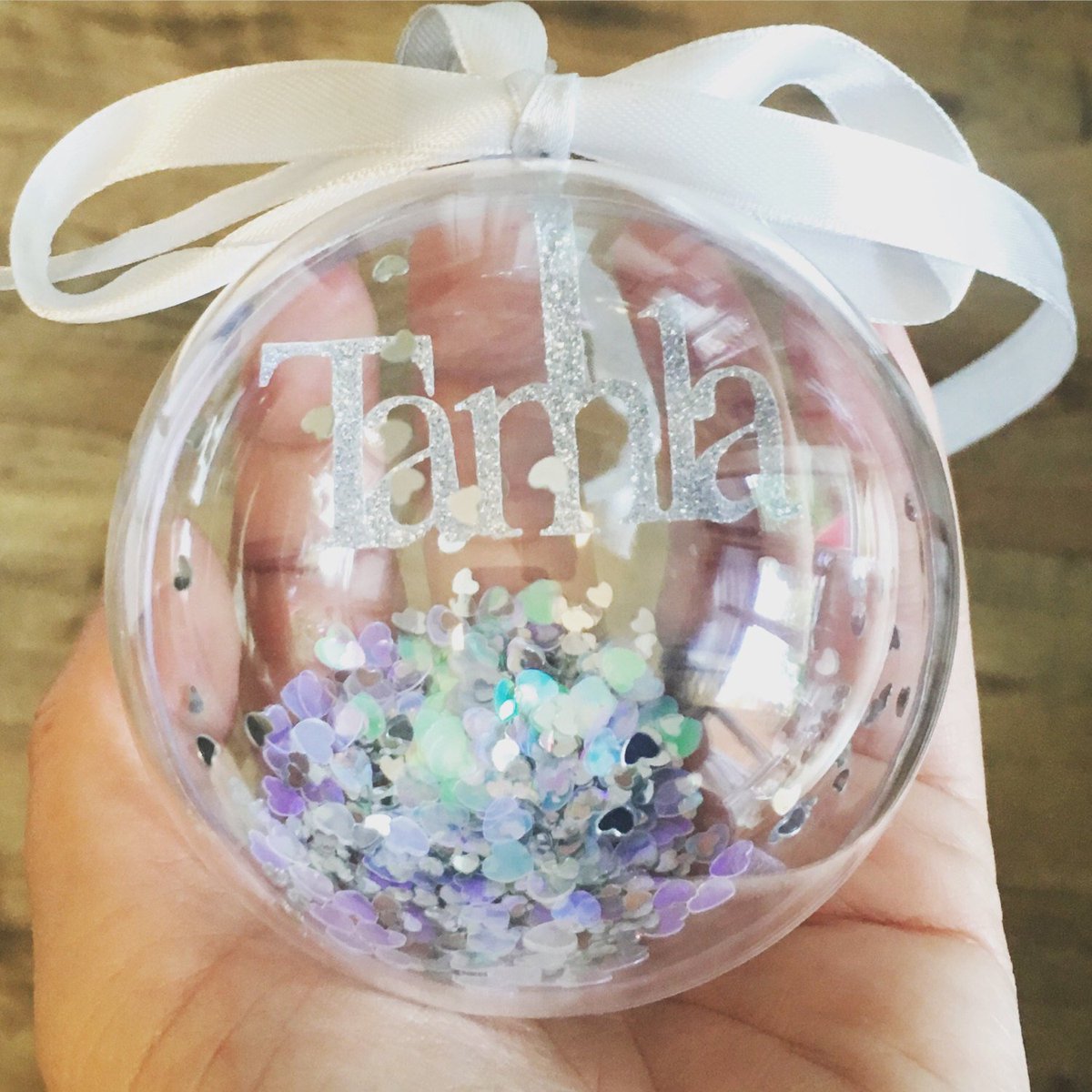 PerfectParcels's tweet photo. Personailsed Baubles, Papercut Bauble, Christmas Decor, Christ… https://t.co/d3X1iSP0w2 #PerfectParcels1 #NameBauble https://t.co/vpx55mcCBB