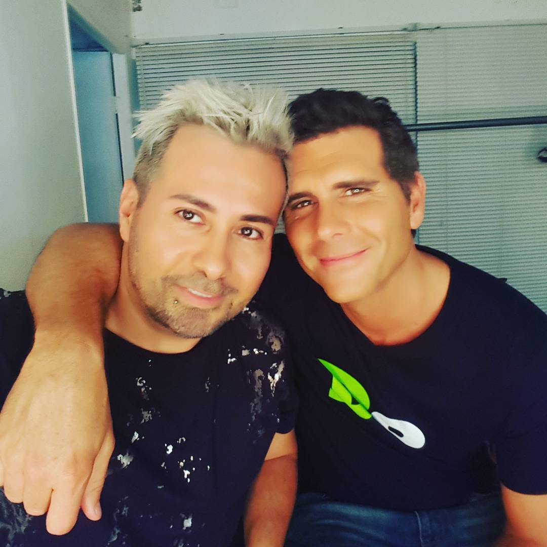 ChrisMeierFans's tweet photo. #Repost @Nandomesia #NandoMesia  #DVOLATINO #GALÁNdeGALANES
#ACTOR #CANTANTE #CHRISTIANMEIER #OLIVERDOG Christian Meier @oliverdog https://t.co/PDKJBTpcpU