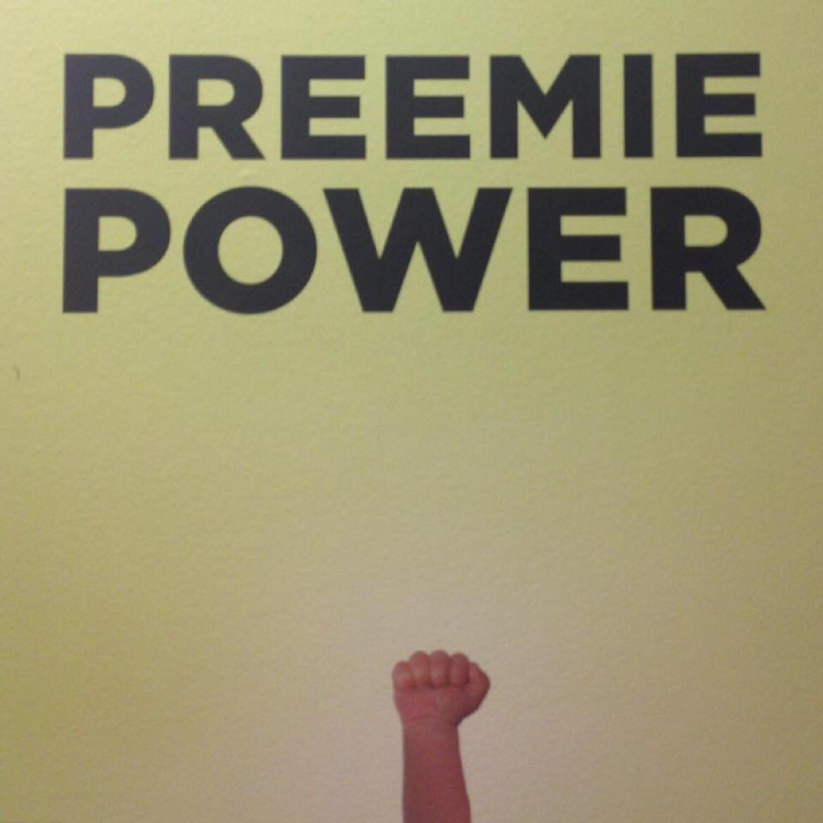 Always amazed at the strength of my tiny patients and their families #WorldPrematurityDay <a href="/momlinclab/">MOM-LINC Lab</a> @IWKHealthCentre #proudnnp