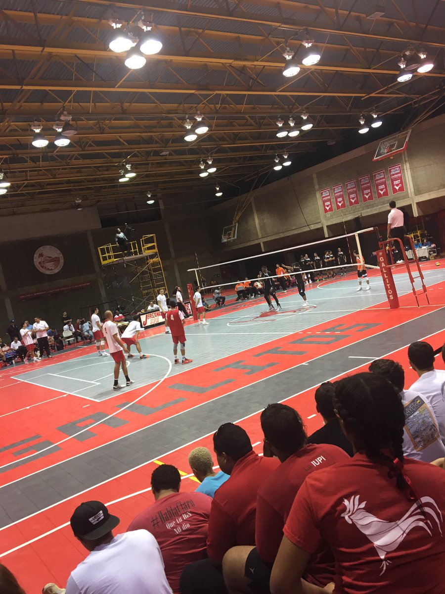 annavaleria14's tweet photo. Semi final de la temporada entre el Turabo y UPRRP #per3201 https://t.co/5e1EW9QX1q