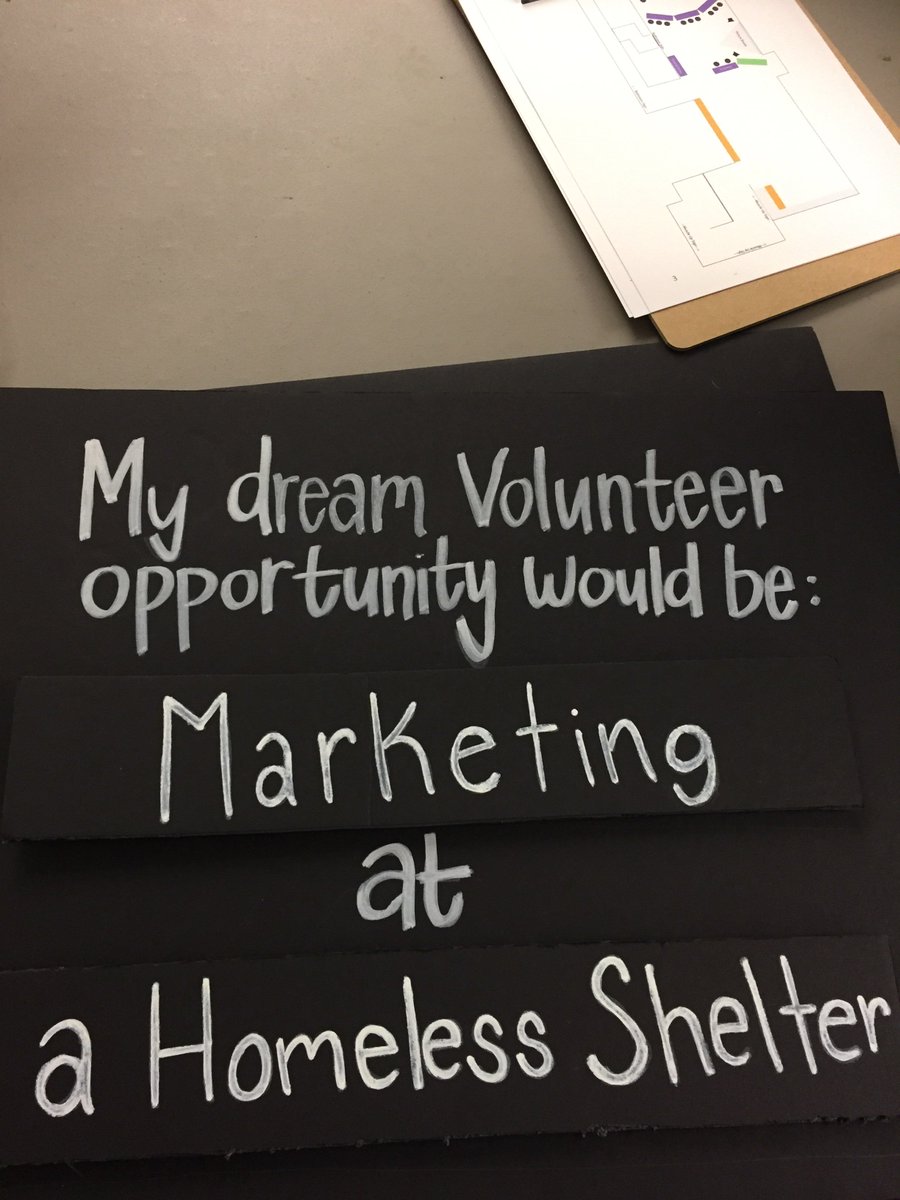 RoyalCauseSPC's tweet photo. Setting up for MuscleUp! 

What’s your dream volunteer opportunity? Which type of nonprofit would you like to volunteer with? https://t.co/yJiLrEip1o
