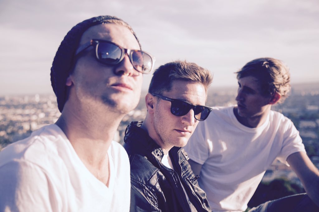 BraveTheSpirit's tweet photo. So we are moving to #LA. We are working on a new EP. We are also making new friendship bracelets. Shit feels too real. https://t.co/mm4UZqSZ3F