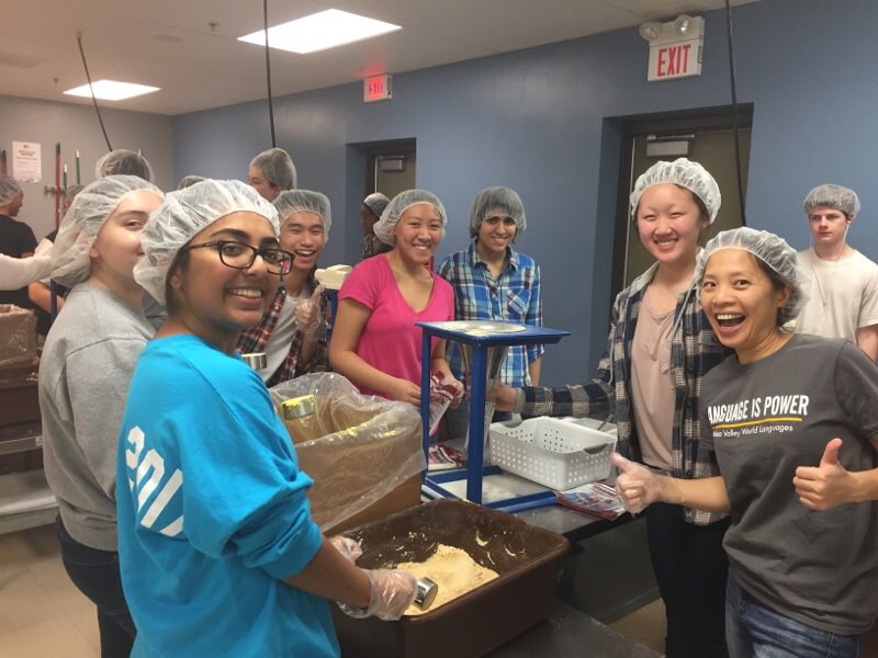 Great night for a great cause with <a href="/MVStudentGo/">MVStudentGo</a> <a href="/DMMV30/">Do More Metea Valley</a> <a href="/MV_Stampede/">The Stampede</a> <a href="/MVPrincipal1/">Principal Echols</a>