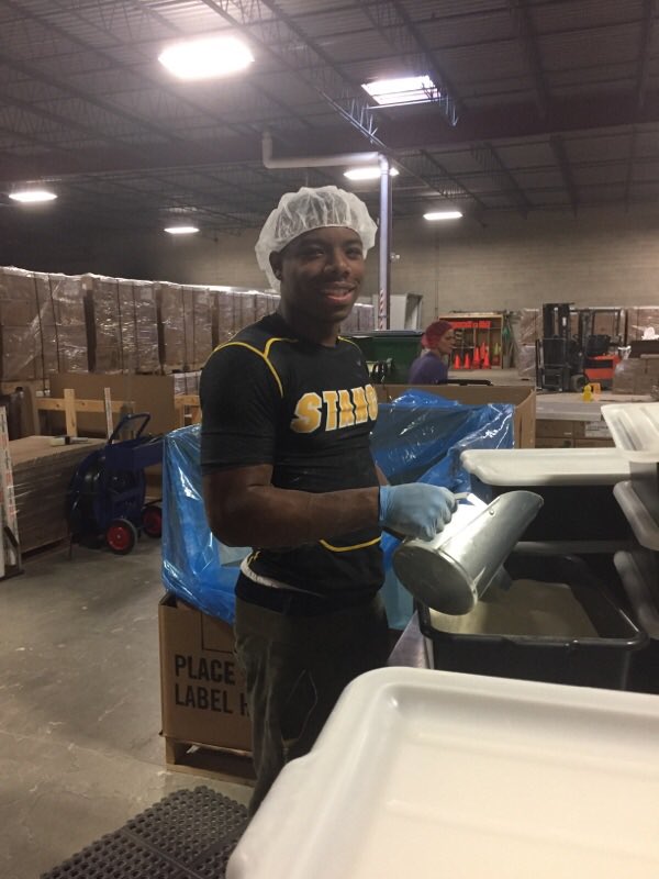 ISA, <a href="/DMMV30/">Do More Metea Valley</a> Asian American Club &amp; <a href="/MVStudentGo/">MVStudentGo</a> packing food at Feed My Starving Children <a href="/MV_Stampede/">The Stampede</a> @MVWorldLanguage <a href="/MVPrincipal1/">Principal Echols</a>