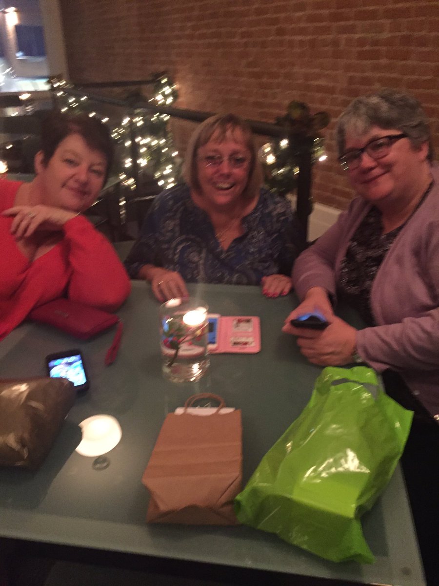 Ladies shop night fun with <a href="/suereformer/">Sue Downs 🇨🇦</a> <a href="/gailbouw/">Gail Bouw</a> <a href="/KimReformer1/">Kim Novak</a> thanks for your support ladies
