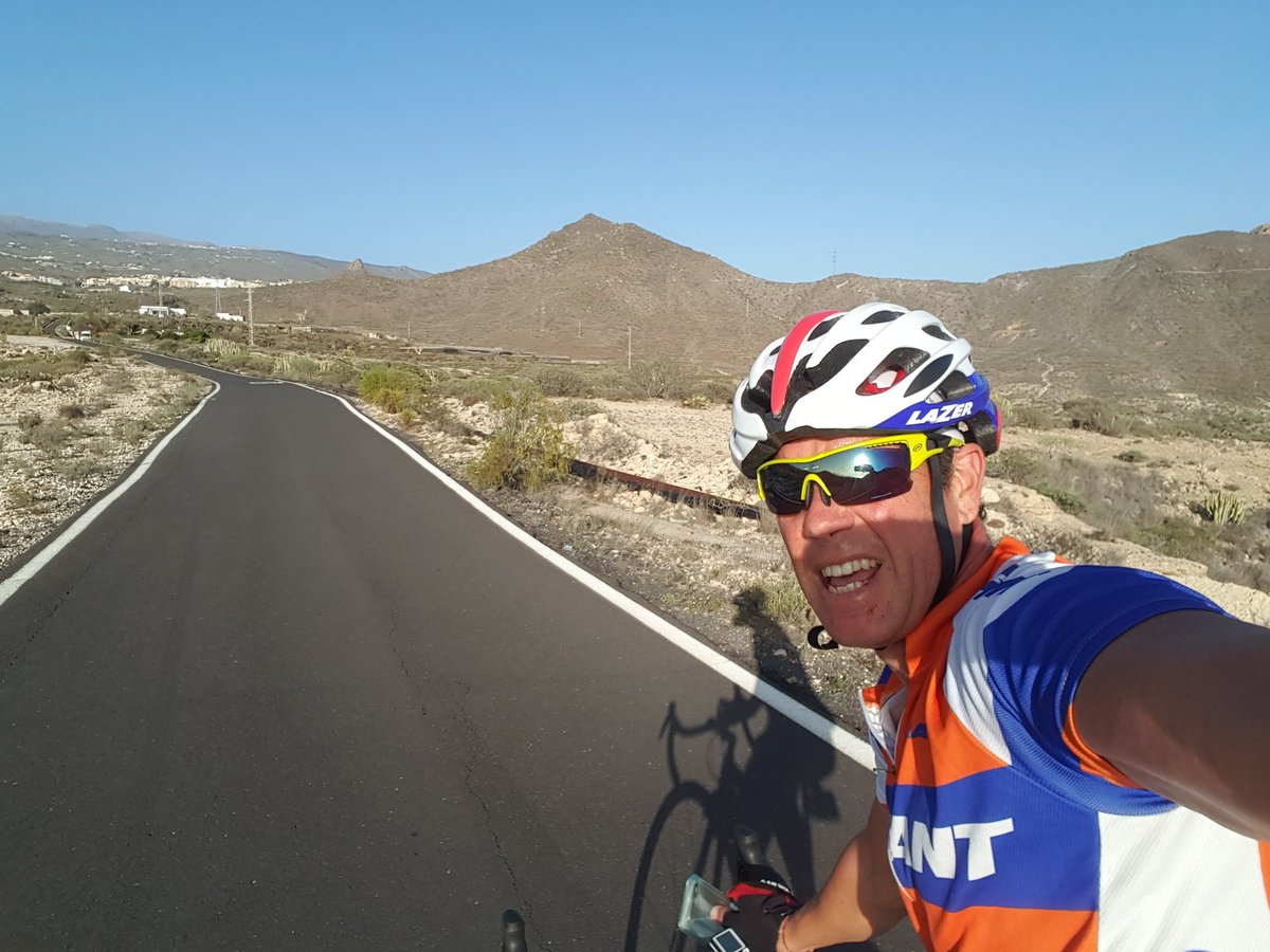 stephentarifa's tweet photo. @likebikingspain InTenerife reccying and taking in the hot and exciting landscape! https://t.co/YCVpsgrNw6