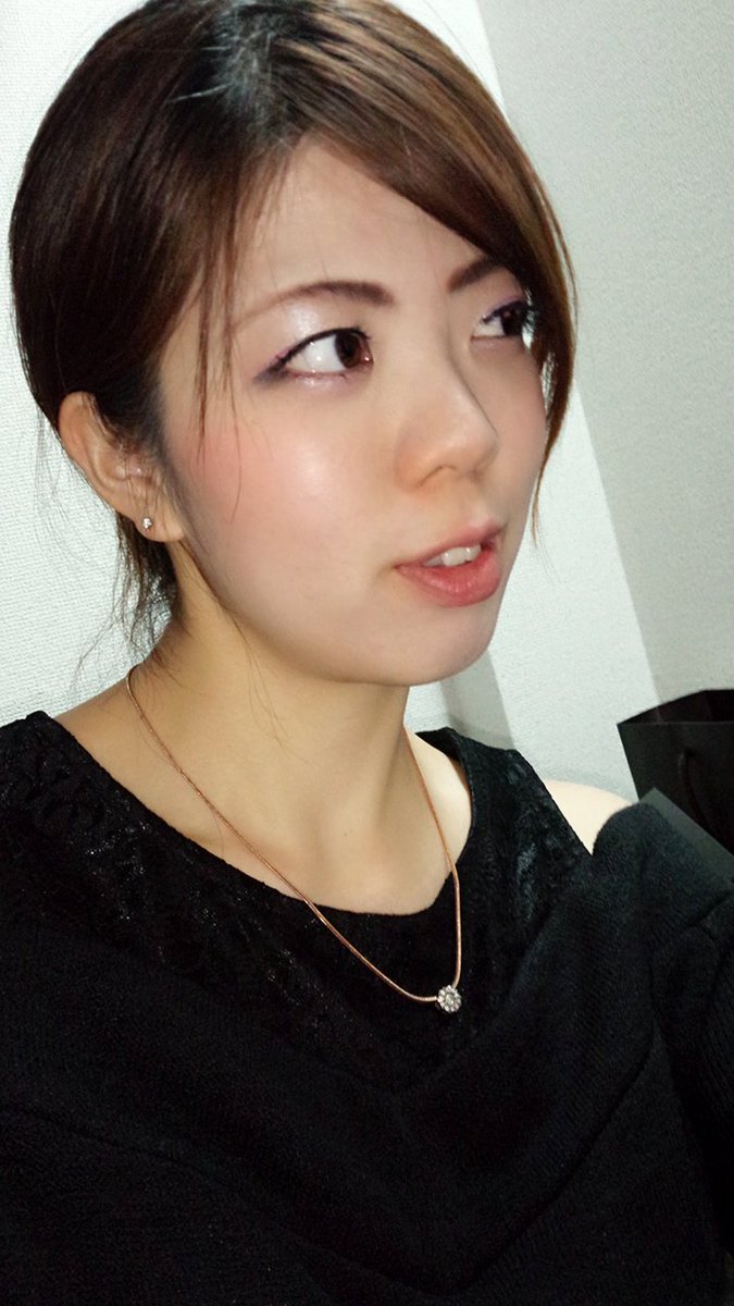 前田美果 暫く見つめ合ったあと 恥ずかしがってママさんの方にぷいっと向いちゃう 朝から素敵な出会いでした 声優自撮り部