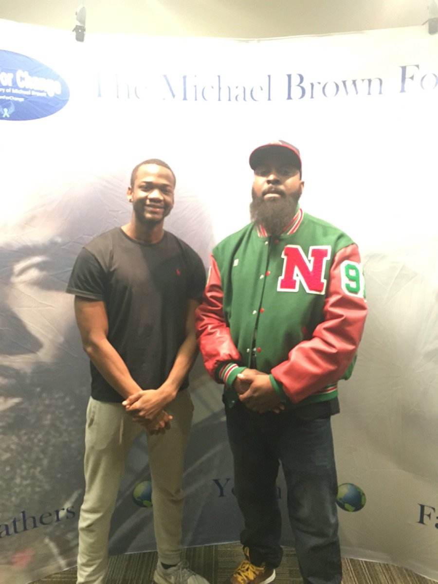 ___Cortez__'s tweet image. They can't handle two black brothers this clever. @MB_ChosenFather