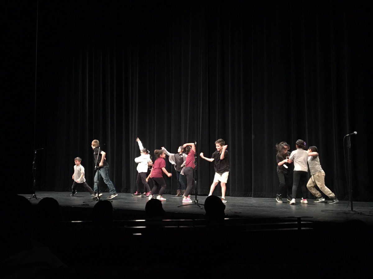 humorwrites's tweet photo. The Funny Squad from Arizona Charter Academy!! #HumorNights https://t.co/ihMLoWMBRR