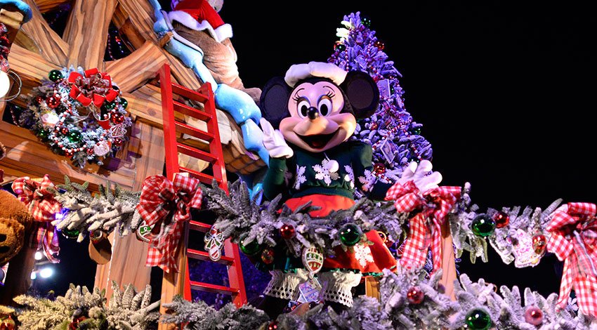 ディズニー公式 ホリデーシーズンは カリフォルニア ディズニーランド リゾートで驚きと感動がいっぱいのクリスマス体験をしよう ホリデーイベントは 17年1月8日まで開催 T Co Ooz9sttcqy T Co 5pky2w3aei Twitter ディズニー公式 ホリデーシーズンは カリフォルニア ディズニーランド リゾートで驚きと感動がいっぱいのクリスマス体験をしよう ホリデーイベントは 17年1月8日まで開催 T Co Ooz9sttcqy T Co 5pky2w3aei Twitter