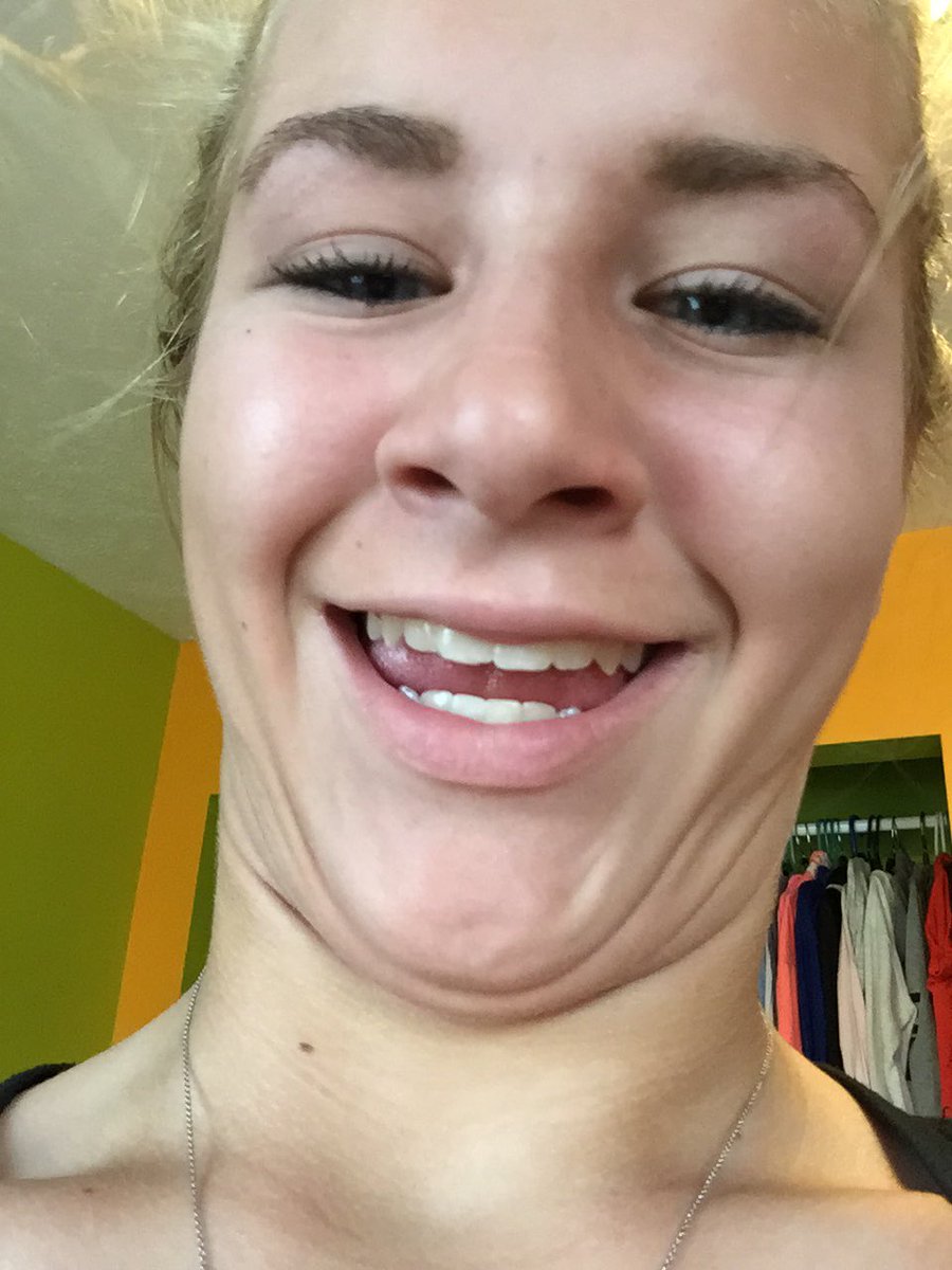 l_scaccia51's tweet photo. shoutout to my bestie on her birthdayyyy hbd to the weirdest girl I know !!! #urrad π€πβ€οΈπ―@jenn_sciortino https://t.co/DYXOGHS2hH