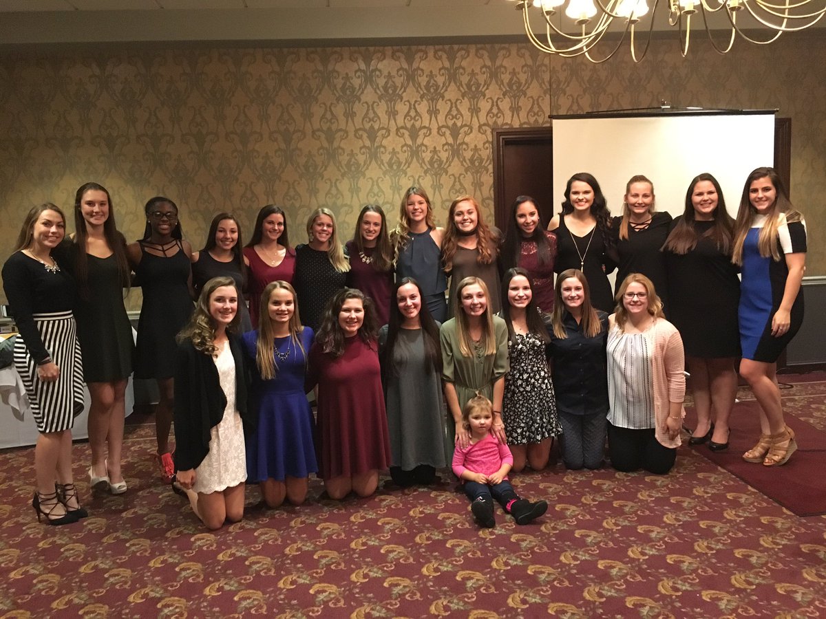 Thanks to the WAPA for a beautiful banquet! Congrats Lady Warriors on a great season and good luck to our seniors! #NoBillies 👊🏽💚💛
