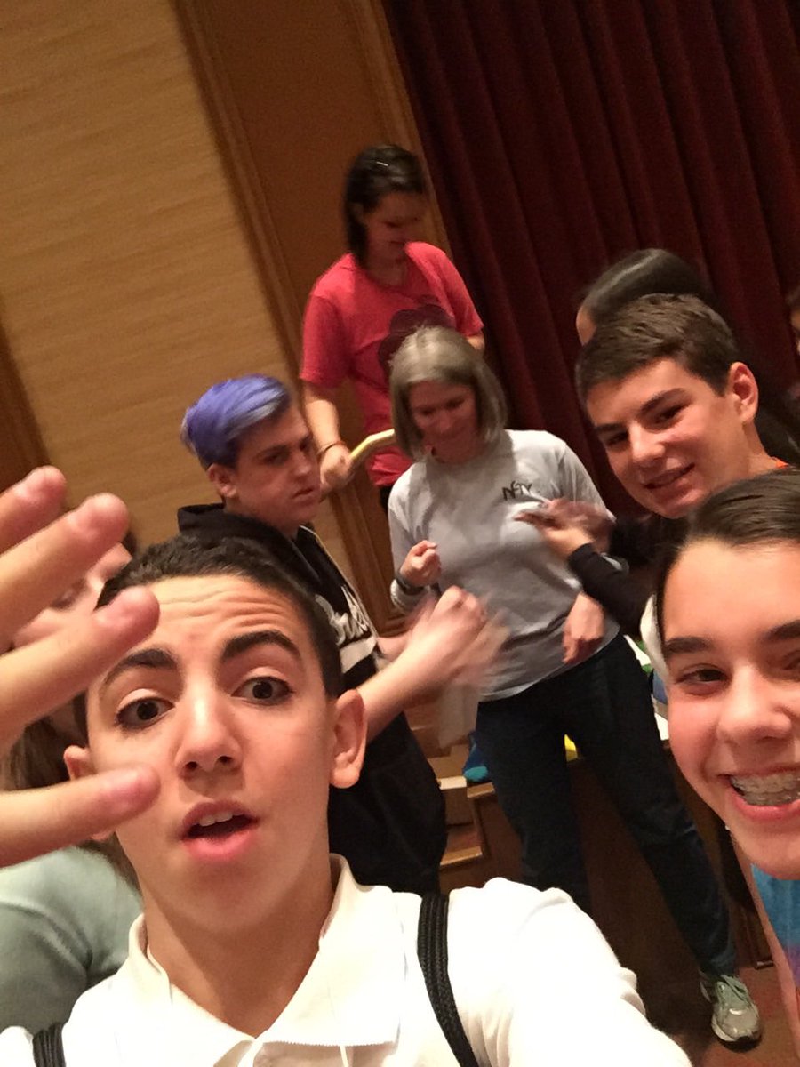 NFTYSWCVP's tweet photo. A few of my personal favorite #WithLynne pictures! Sign up for Winter Kallah tonight before early bird closes! #NFTYSWstory https://t.co/ZZHKEud4ef