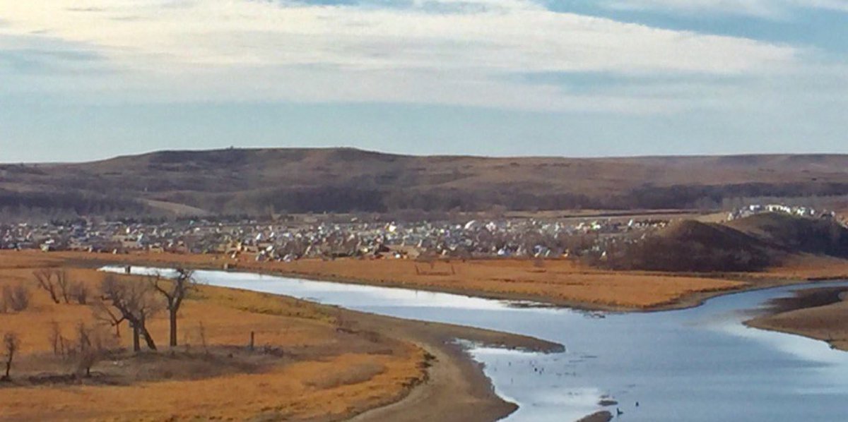 alindsey798's tweet image. #ILLEGAL camp built on Federal Land by #NoDAPL protesters. Only 7% are local. ------- #PRODAPL #YesDAPL