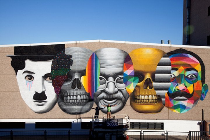 Com2Geek's tweet image. One Day / One Street Artist #10 
1/3

Okuda @OKUDART 

#StreetArt #Graphic #art #design
