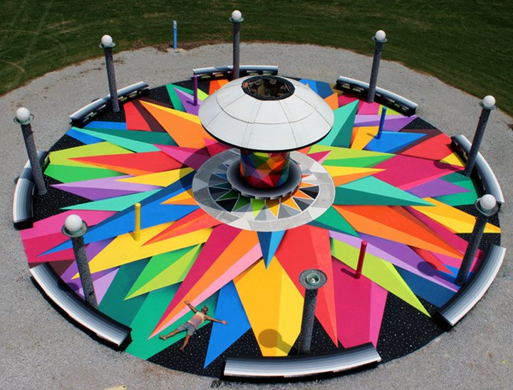 Com2Geek's tweet image. One Day / One Street Artist #10 
1/3

Okuda @OKUDART 

#StreetArt #Graphic #art #design