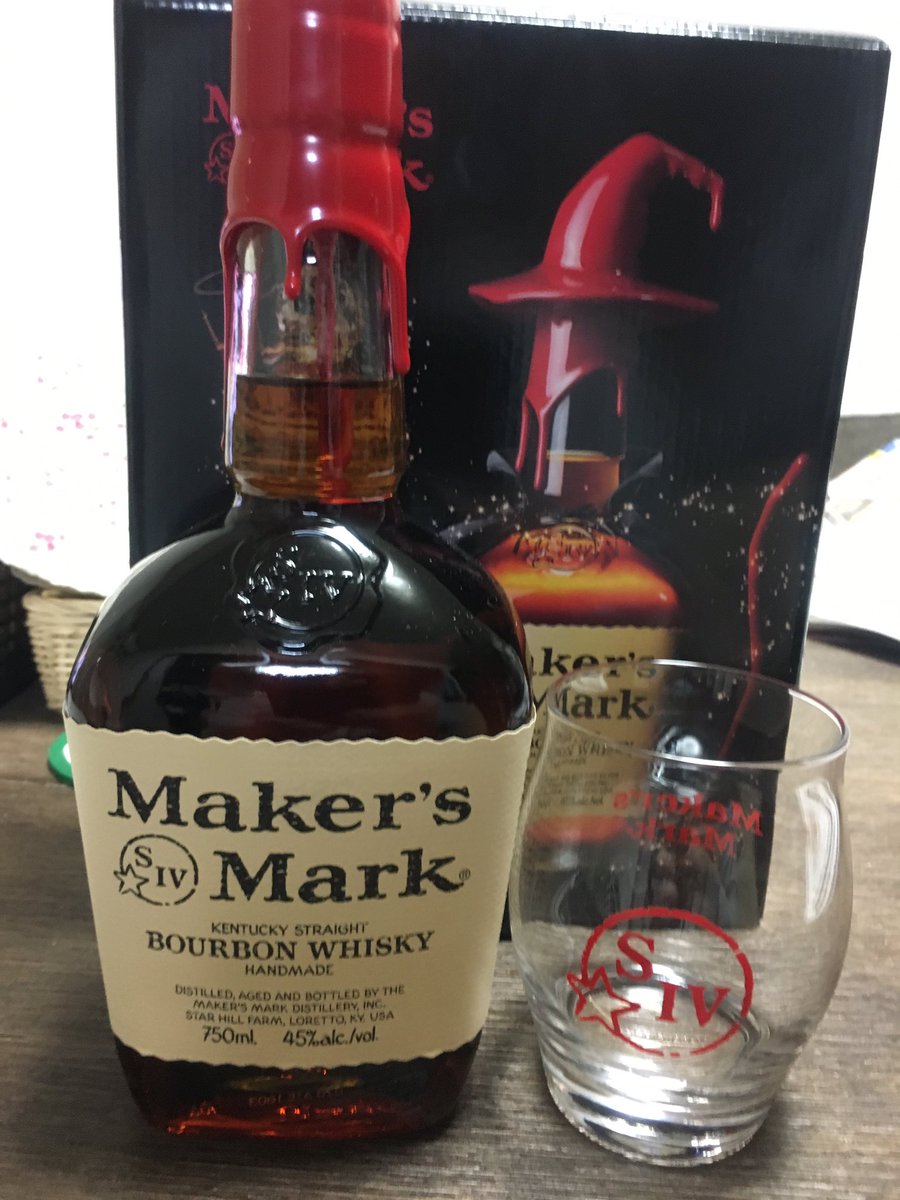 SakioTsec21's tweet photo. さて飲むか🍷👅👍 https://t.co/DyYa4fsb8C