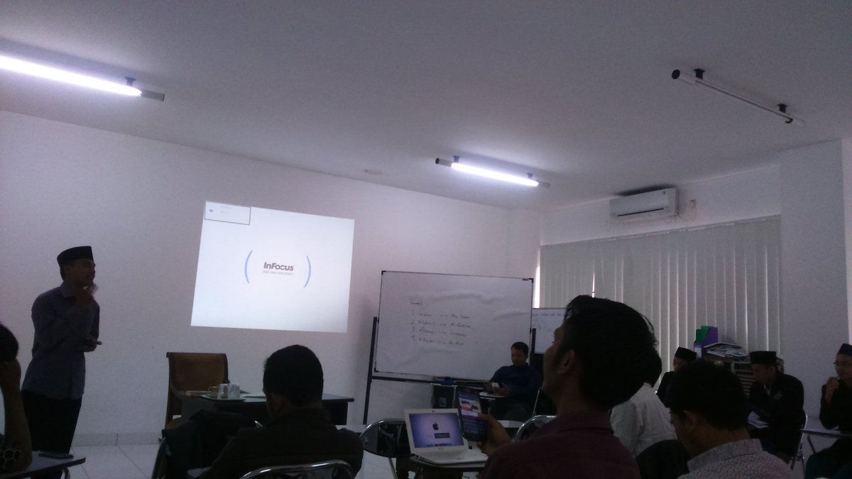 Najwachima's tweet image. @PSQonline 
#publicspeaking 
#PKM12