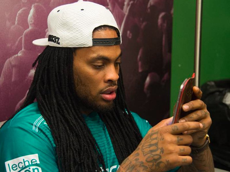 Waka Flocka Does Lil Wayne Damage Control After Ripping “Old #Rappers #Ikon Magazine #209  soco.space/hOUq5S
