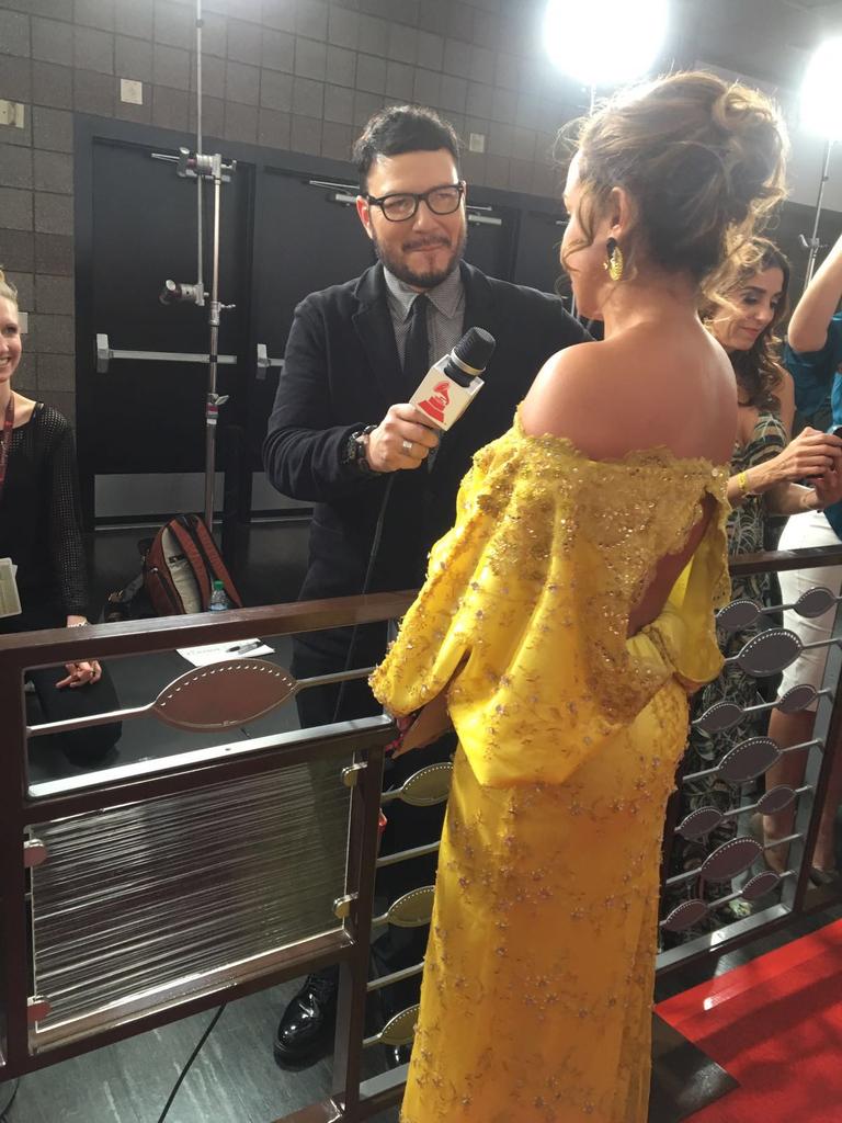 maiamusical's tweet photo. #personoftheyear #LatinGRAMMY @LatinGRAMMYs @SonyMusicCol @SonyMusicLatin https://t.co/FIs3WzUypK