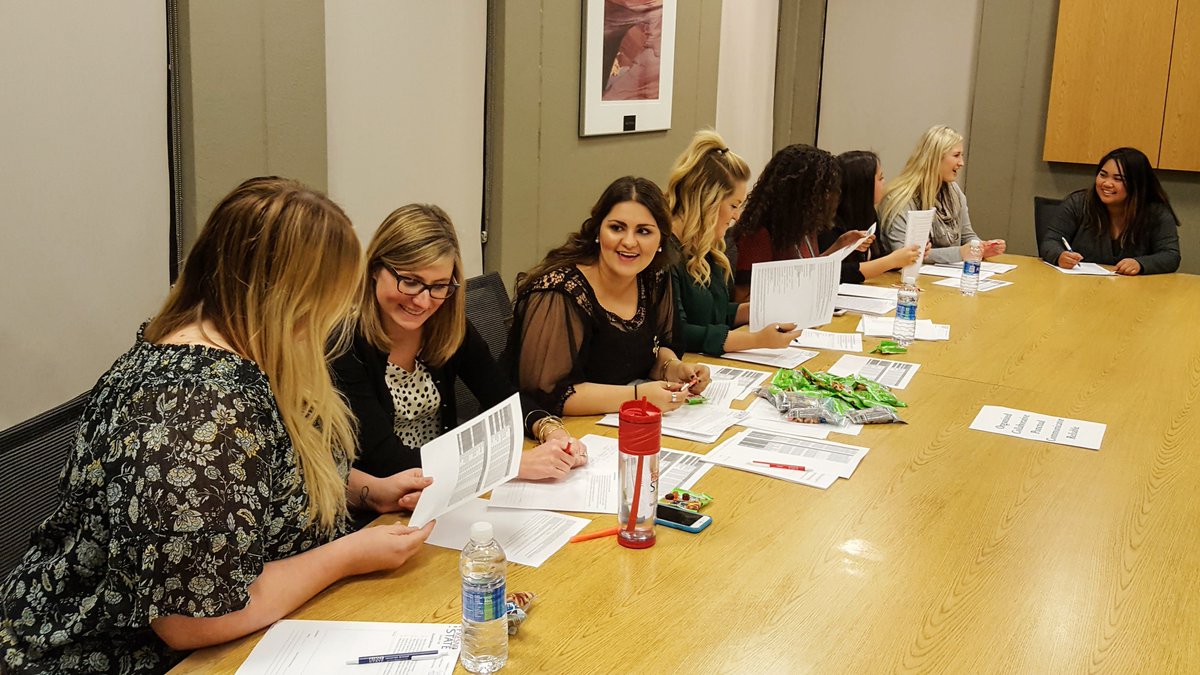 FSGetInvolved's tweet photo. @FSPanhellenic conducting interviews for exec positions tonight! Best of luck to all the candidates! 🐾 #FSGreekLife https://t.co/4zQKu92s9D