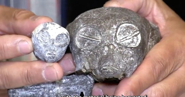 Alien Skull And Body Found In Cave In Peru, Nov 2016, Video, UFO Sighting News. cur.lv/13si4u