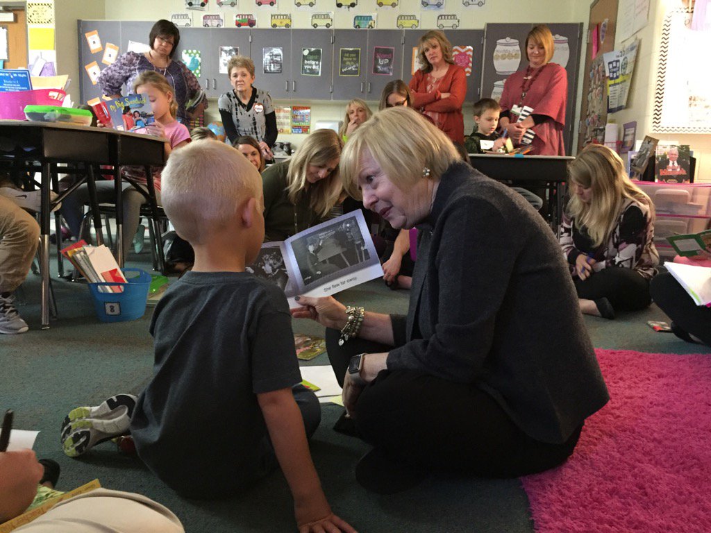 A wonderful two days learning  alongside Debbie Miller. I'm inspired to continue this literacy journey.