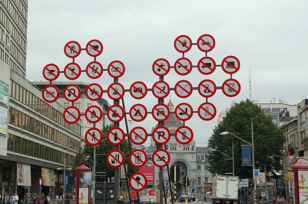 Ministerie_EZK's tweet photo. Kabinetsdoelstelling om regeldruk met 2,5 miljard euro te verminderen gehaald - https://t.co/Dw8pMirFT8 #betergeregeld @MinBZK https://t.co/IakQMOkHQL