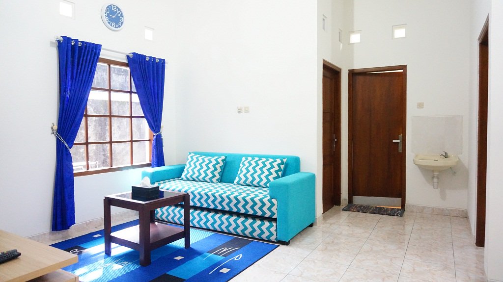 AnandaRatya's tweet photo. Arawa Homestay, monggo mampirrr. Sms/WA : 0878-3997-8777 | infojogja YogyakartaCity kota_jogja https://t.co/qWpdeyECcO