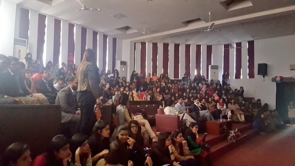 PITBIncubation's tweet photo. #Spotted. @hisBaajaness speaking at the #DiversiflySession at #KBW2016 about his entrepreneurial journey. Celebrating #GEW2016 #Plan9Alumni https://t.co/Whiqjq1HWr
