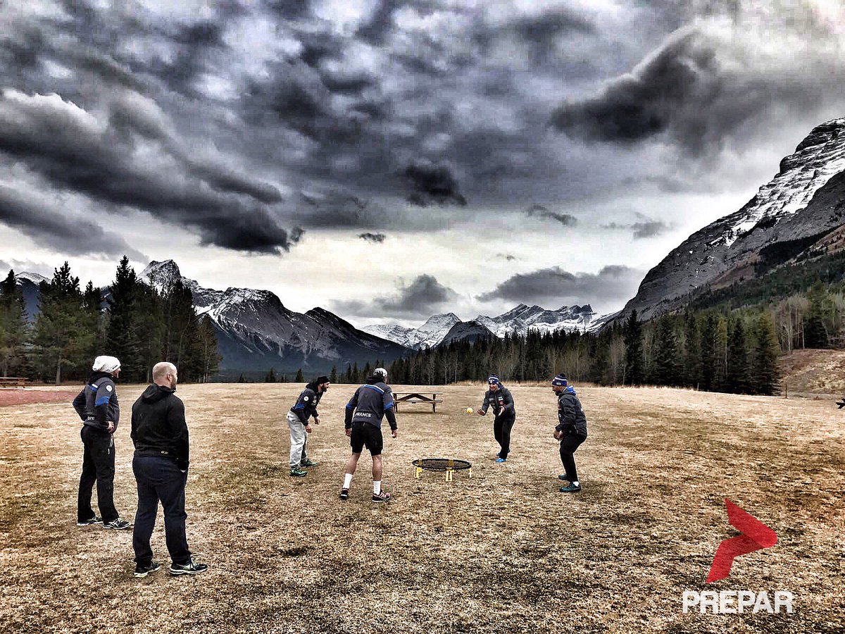 Prepar_Officiel's tweet photo. MISS ❄️!
GAME TIME pour l'équipe de France de SKI DE DESCENTE #prepar #ski  #canada #nakiska @FedFranceSki https://t.co/HMobHsH9qu