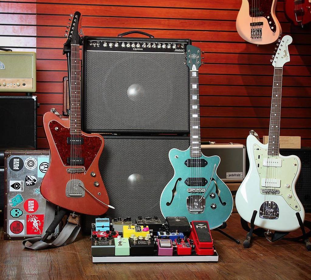 melonpanmedia's tweet photo. My current rig to play with @sisterfuzz, @sugarskullband and soon with another new project… https://t.co/Ga6wLVURt0 https://t.co/ldKuA0GJwf