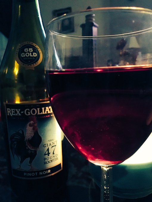 Had a productive day so relaxing with a glass of well deserved vino 🍷💕 https://t.co/ROHA6z4i59<a href="/tag/meow"class="tags"><span>#meow</span></a><a href="/tag/friskyfriday"class="tags"><span>#friskyfriday</span></a>