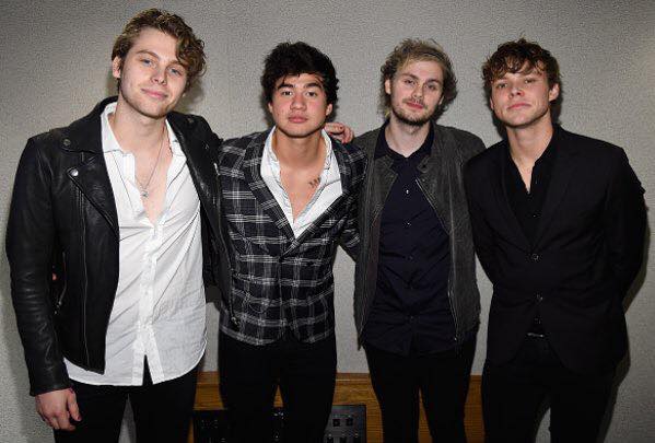 BOOIIII!!!

#AP405SOS #MTVStars5SOS