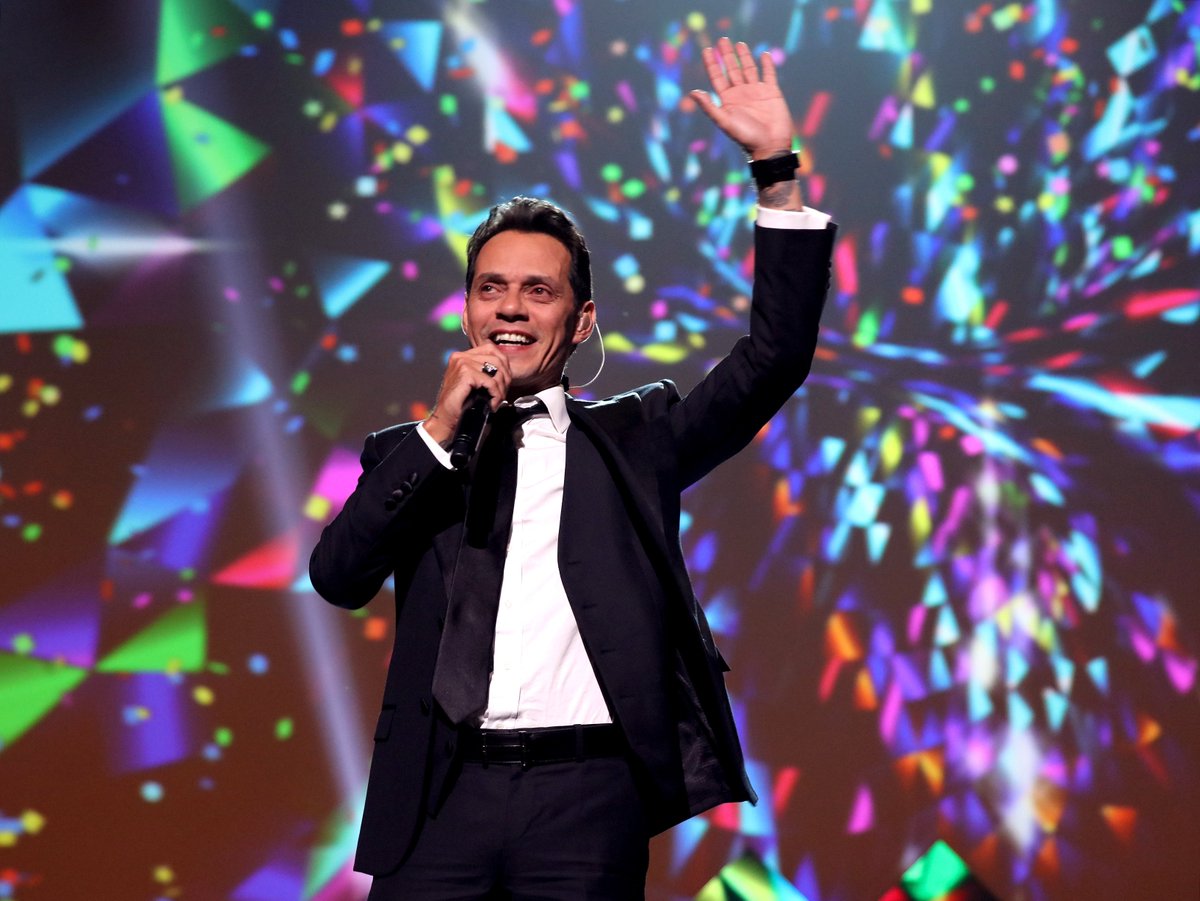 LatinGRAMMYs's tweet photo. ¡Una noche inolvidable! 🎶👏👏👏 Persona del Año 2016 en honor a @MarcAnthony #LatinGRAMMY https://t.co/GMFAYtnwcR