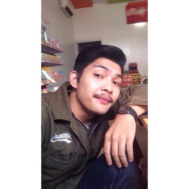 Come hangout with me > Kangen smd on #BIGOLIVE. web.live.bigo.sg/2104563394_147…