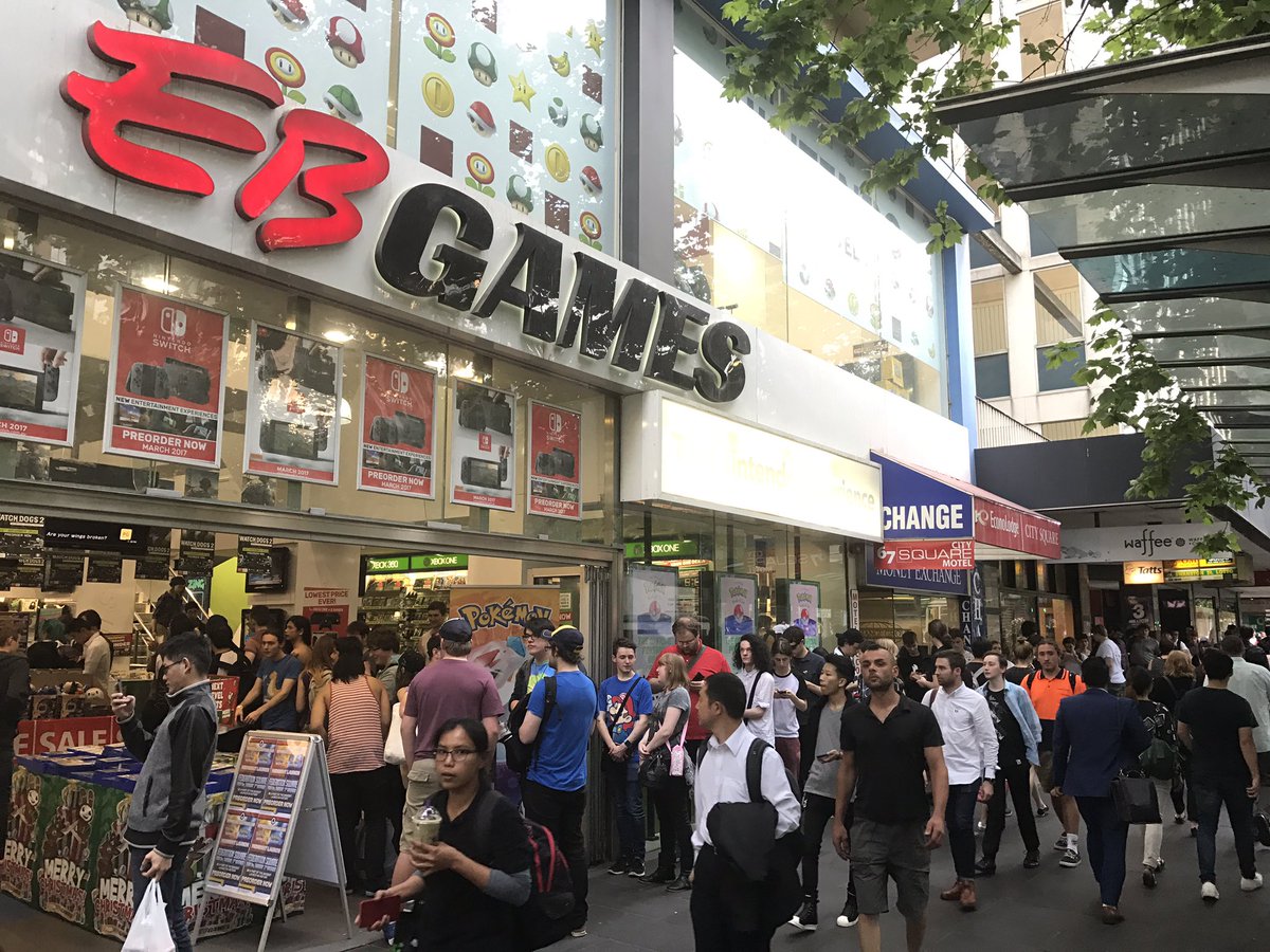 Who is joining us at Fed Square tonight? Make sure you grab your collection receipt before 10PM! Look at all dem Pokémon fans 😍