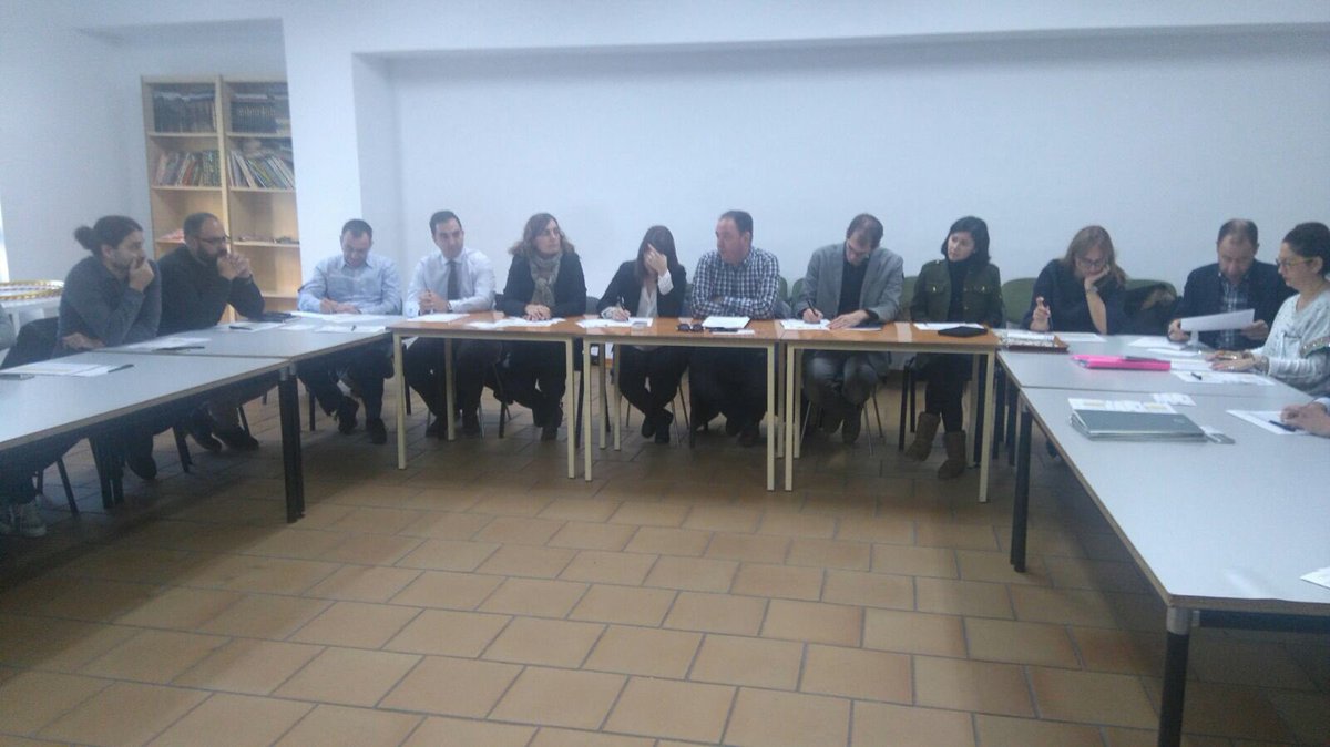 CEOEValladolid's tweet photo. Arranca la presentación de #RedNetworking en Medina del Campo https://t.co/GxfjfXy4r5