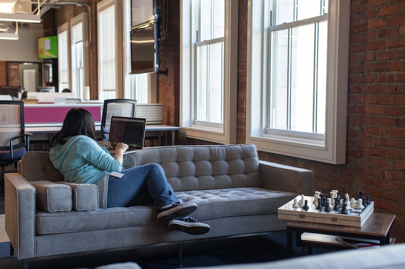 Knowing the materials that the Web is made of is really important. invs.io/2frZQ1r by <a href="/ajkandy/">A.J. Kandy</a>