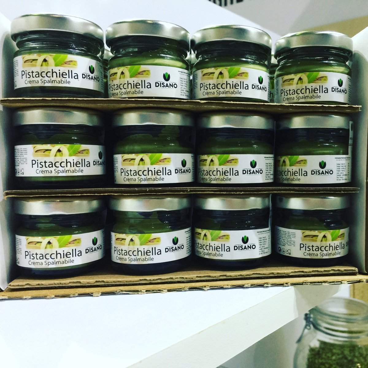 pistacchibront's tweet photo. #pistacchiella #pistacchio #hochiminhcity #WhatElse 😘😍 https://t.co/KS0FBFUvMt
