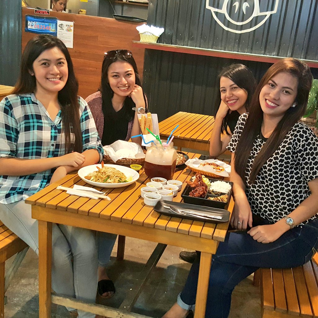izayroxas's tweet photo. Today's gala❤ #150foodpark #ZCompound https://t.co/nj4rrNIRjp