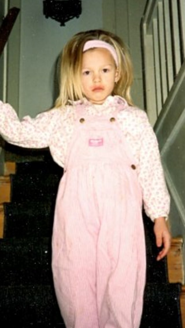 HDayAI11's tweet photo. First time ever participating in #tbt so I figured I'd make it a good one. #overallsforever #winninginpink #madvolume https://t.co/uGLMFHdbW8
