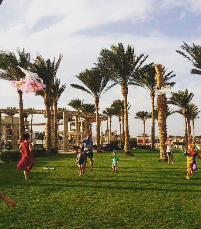 premiumseagate's tweet photo. We don't remember days... We remember moments @rixosseagate 
#rixosseagate #enjoy #kites #flyhigh #sharmelsheikh #egypt #iloverixos https://t.co/iYtWmPEvHa