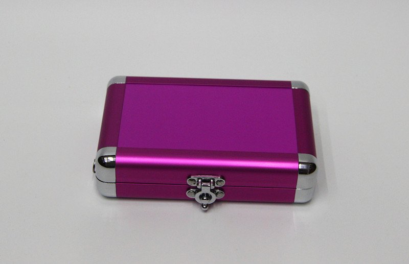 MSACaseCo's tweet photo. If you are looking for something sturdy & robust to store important documents, look for #AluminumCases at #MSACase. https://t.co/OWF57t8NKT https://t.co/zs0h66FlKL