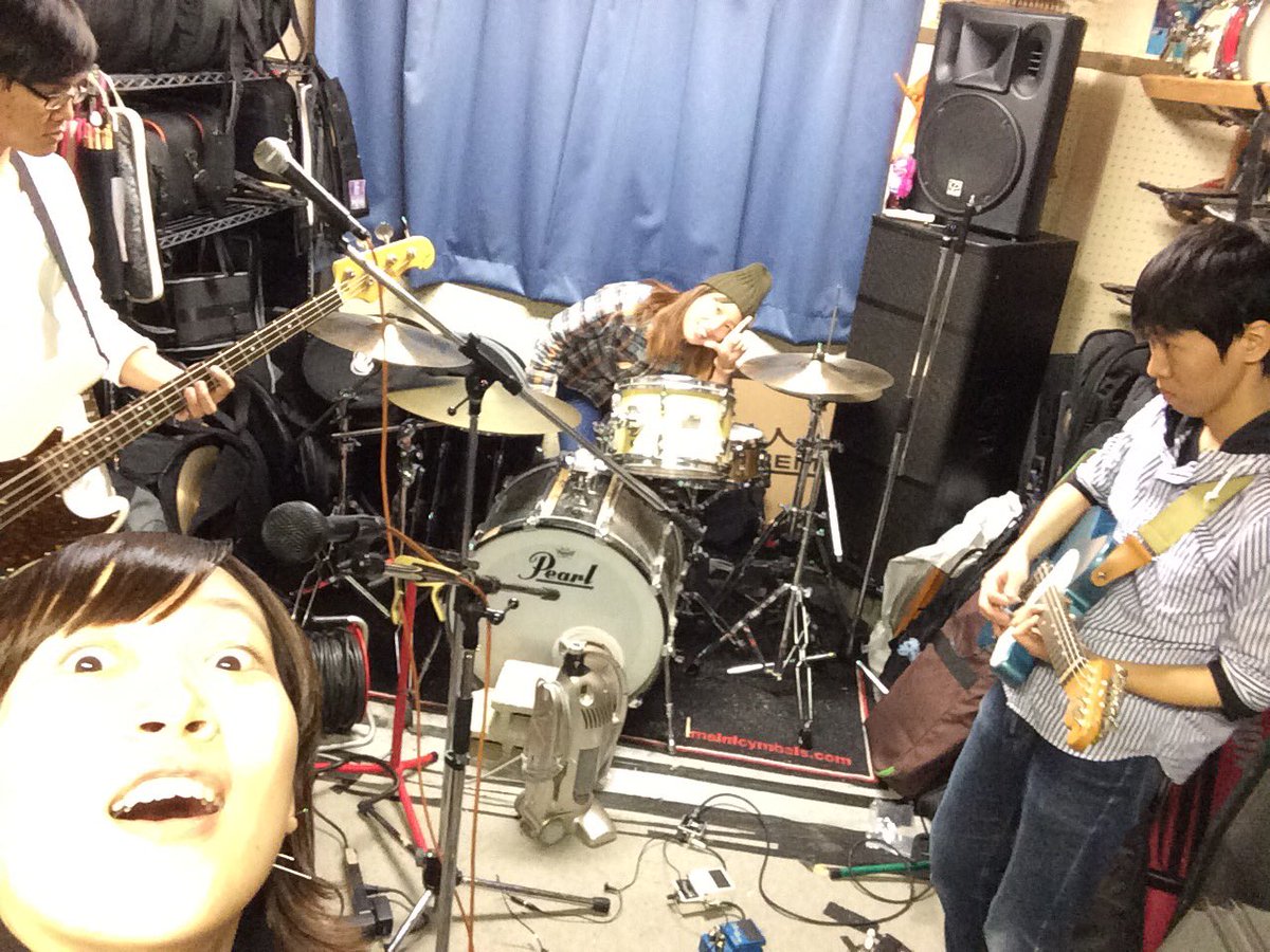 renaritoru's tweet photo. 九工大の学祭出ます〜〜！！
11月20日 16:20〜 https://t.co/CxXU1BeOQ9